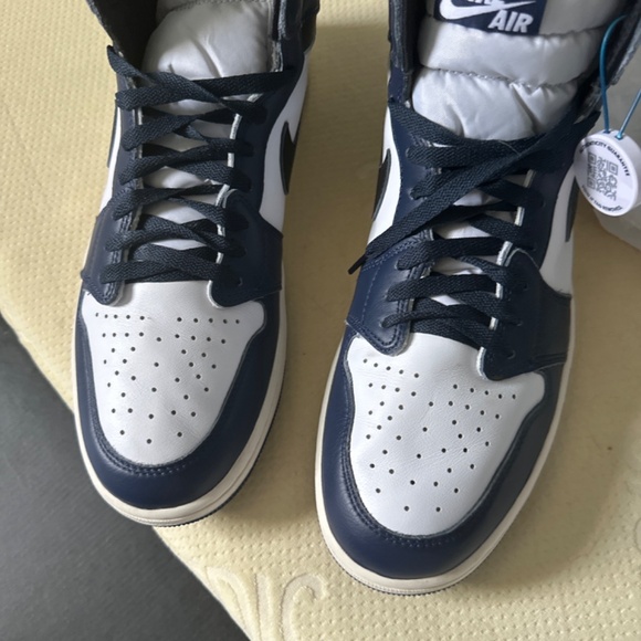 Jordan 1 - Picture 2 of 5